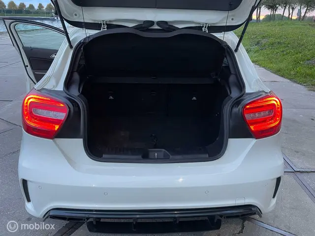 Mercedes-Benz A-Klasse 45 AMG 4MATIC 2014 Benzine 13