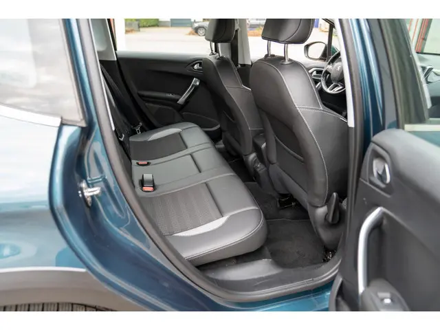 Peugeot 2008 1.2 PureTech Allure 2017 Benzine 16