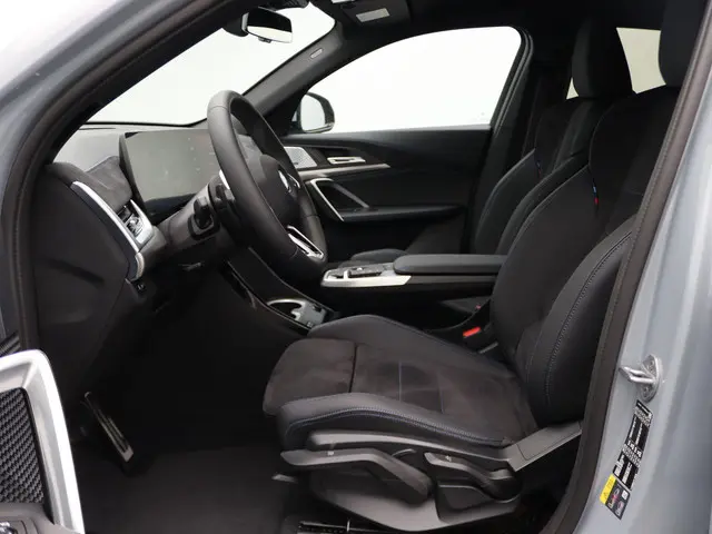 BMW iX2 eDrive20 2025 Elektrisch 29