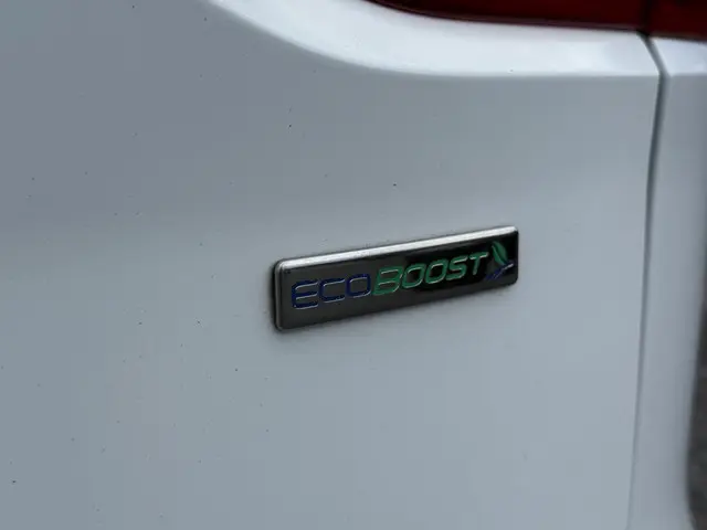 Ford Kuga 1.6 Titanium 2013 Benzine 36