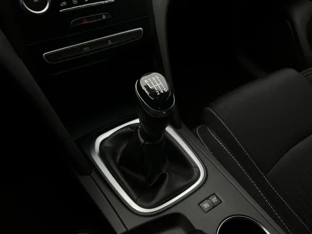 Renault Mégane Estate 1.2 TCe 100 Limited 2018 Benzine 21