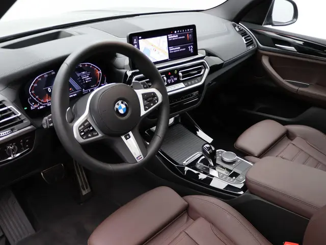 BMW X3 xDrive20d 2024 Diesel 8