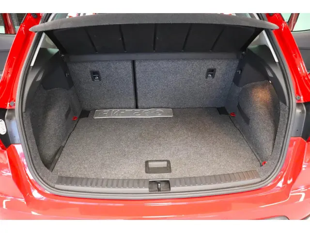 SEAT Arona 1.0 TSI Style Business Intense 2019 Benzine 21