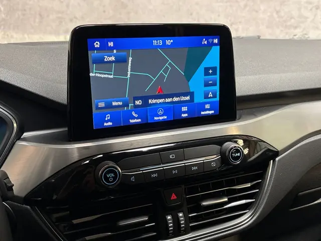 Ford Kuga Titanium X 2022 Hybride Benzine 24