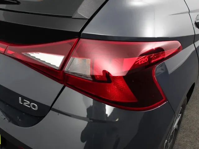 Hyundai i20 1.0 T-GDI Advanced 2024 Benzine 26
