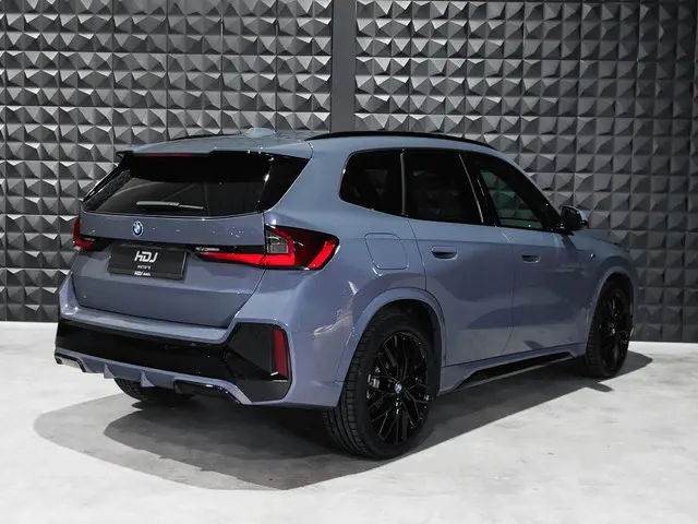 BMW X1 xDrive30e M Sport 2024 Hybride Benzine 4