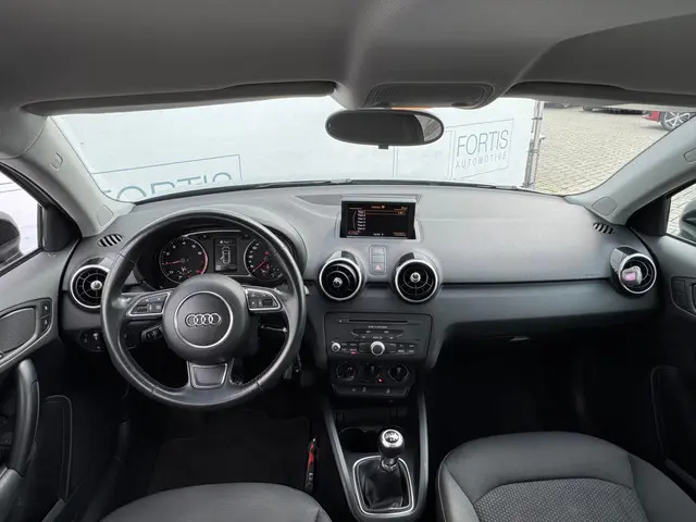 Audi A1 Sportback 1.2 TFSI Admired 2015 Benzine 7