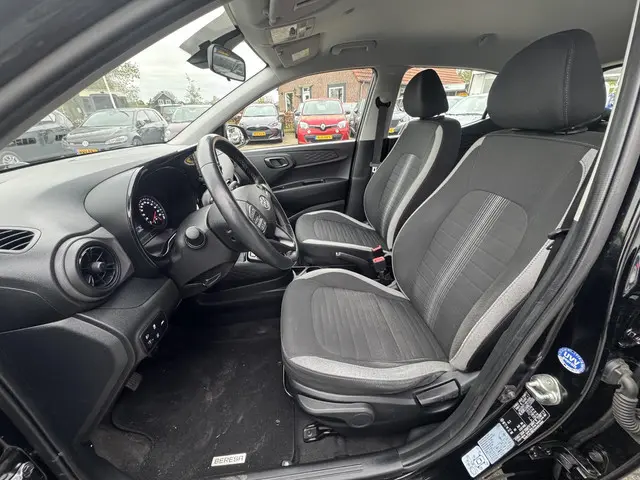 Hyundai i10 1.0 Comfort 5-zits 2022 Benzine 14
