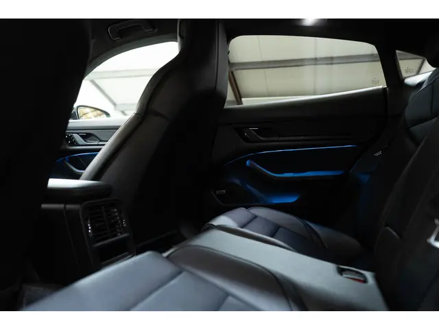 Porsche Taycan 4S Performance 84 kWh 2020 Elektrisch 22