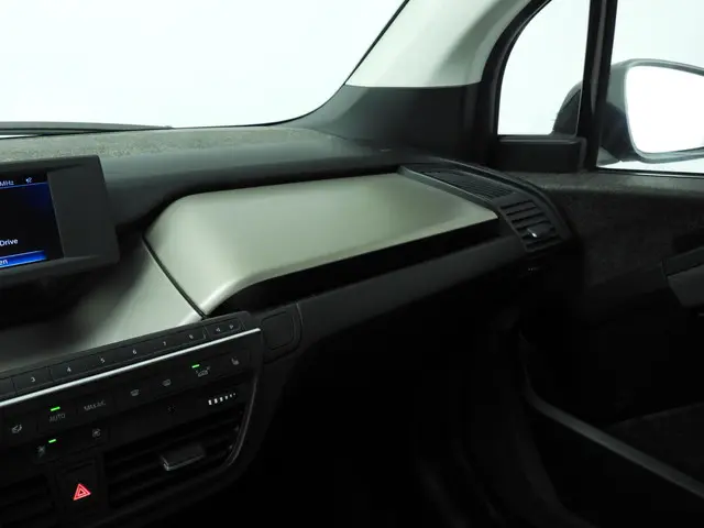 BMW i3 Basis Comfort Advance 22 kWh 2015 Elektrisch 32