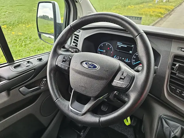 Ford Transit Custom 2.0 2021 Diesel 10