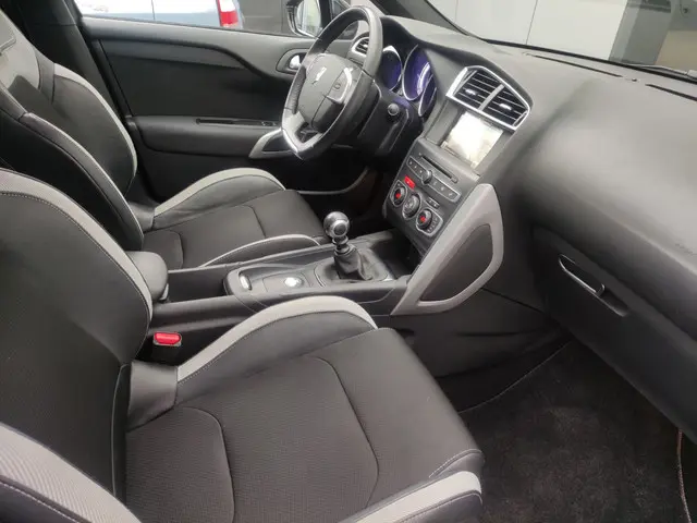 DS DS 4 1.2 '1955' !! VERKOCHT !! 2016 Benzine 8