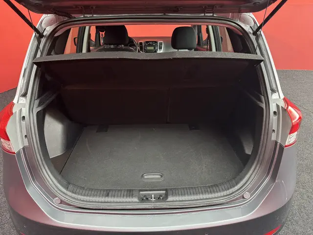 Hyundai ix20 1.6i i-Vision 2014 Benzine 13