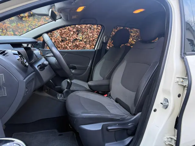 Renault Captur 0.9 TCe Dynamique I Camera 2014 Benzine 4