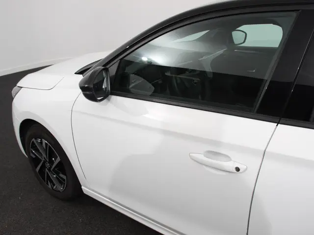 Opel Corsa 1.2 Turbo 100pk Automaat GS 2024 Benzine 34