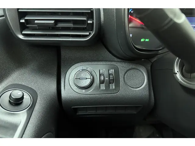 Opel Combo-e L1H1 Edition 50 kWh 2022 Elektrisch 17