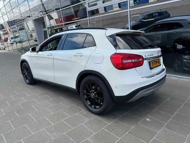 Mercedes-Benz GLA 200 Ambition Automaat 2014 Benzine 5
