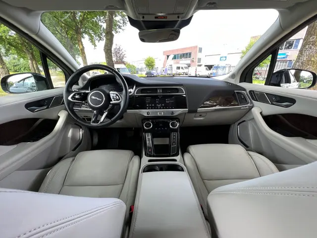 Jaguar I-PACE EV400 HSE 2018 Elektrisch 15