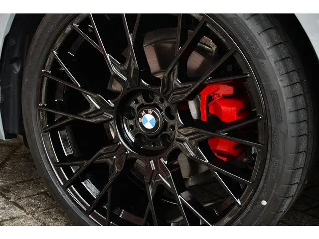 BMW 5 Serie Touring 520i M-Sport 2024 Benzine 56