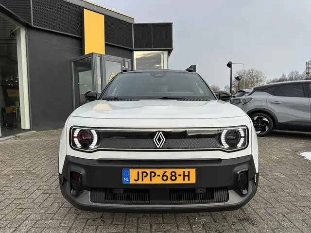 Renault 4 comfort range iconic 52 kWh 2025 Elektrisch 37