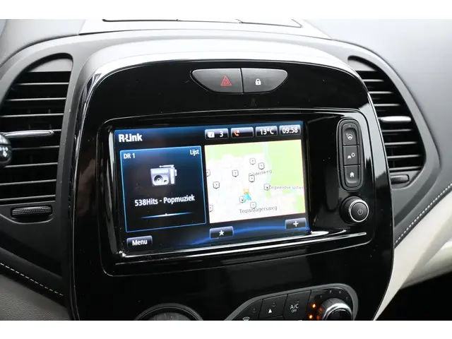 Renault Captur TCe 150 EDC Initiale Paris 2019 Benzine 18