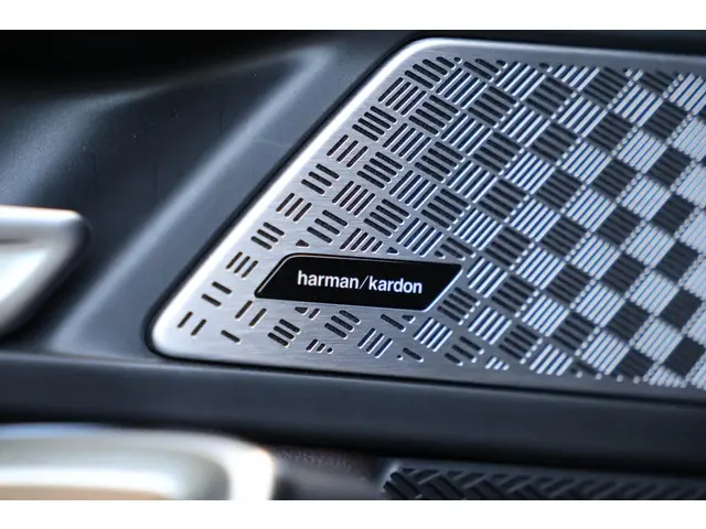 BMW X1 xDrive30e 2023 Hybride Benzine 37