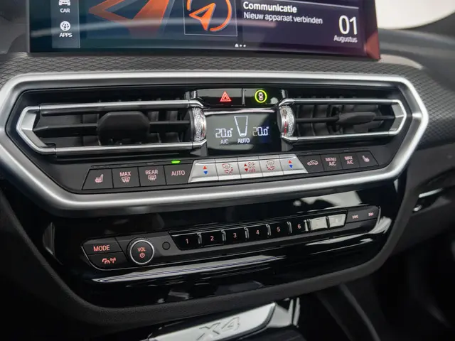 BMW X4 xDrive20i 2025 Benzine 27