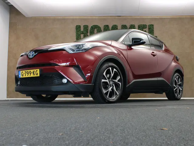 Toyota C-HR 1.8 Hybrid Executive 2019 Hybride Benzine 15