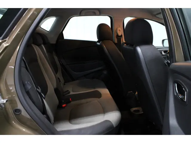 Renault Captur 0.9 TCe Limited 2016 Benzine 15