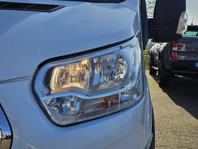Ford Transit 350 2.0 TDCI L3H2 Trend 130pk 2020 Diesel 12