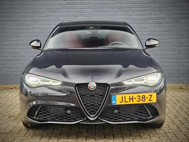 Alfa Romeo Giulia 3