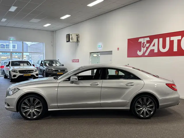 Mercedes-Benz CLS 350 2012 Benzine 2