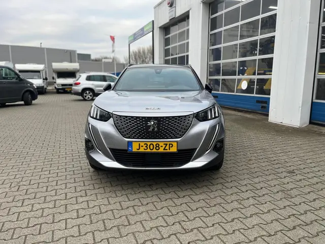 Peugeot e-2008 EV GT 50 kWh 2020 Elektrisch 4