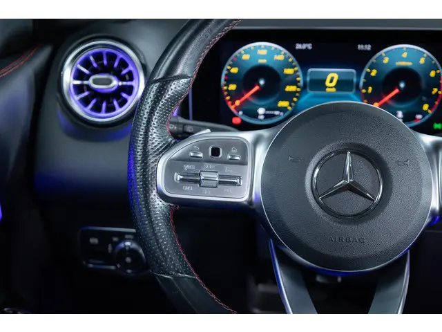 Mercedes-Benz GLB 200 AMG Line 2020 Benzine 17