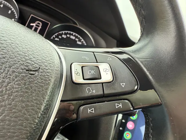 Volkswagen Golf 1.2 TSI Highline 2013 Benzine 17