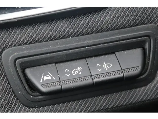 Renault Clio 1.0 TCe 90 GPF Esprit Alpine 2023 Benzine 33
