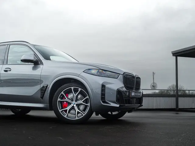 BMW X5 XDrive50e Launch Edition 2023 Hybride Benzine 9