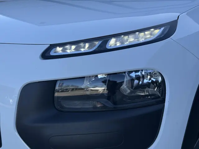 Citroën C4 Cactus 1.2 PureTech Shine 2015 Benzine 30