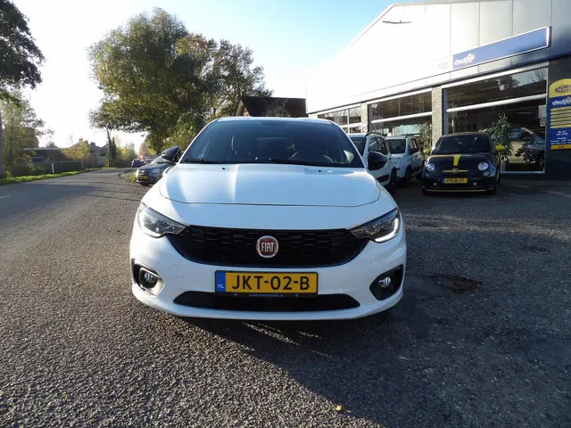 Fiat Tipo 1.4 Lounge / Rijklaarprijs 2020 Benzine 3