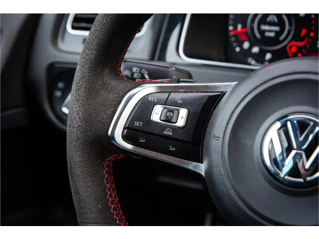 Volkswagen Golf 2.0 TSI GTI 2013 Benzine 19