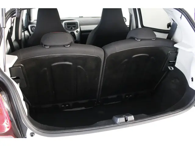 Citroën C1 1.0 e-VTi Style Edition 69 PK. 2016 Benzine 18