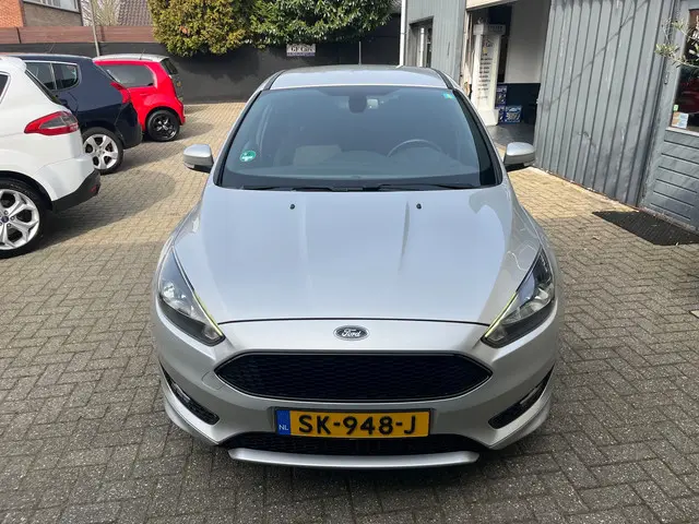 Ford Focus 1.0 ST-Line 2018 125PK /NAVI /LED 2018 Benzine 3