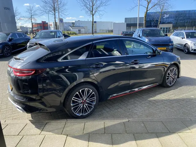 Kia ProCeed 1.0 T-GDi GT-Line 2023 Benzine 6