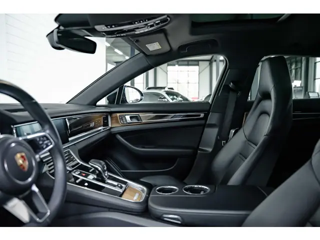 Porsche Panamera Sport Turismo 2.9 4S 2018 Benzine 30