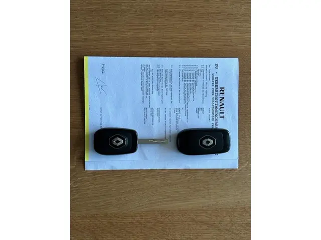 Renault Kangoo 1.3 TCe 100 Luxe L1 2022 Benzine 18