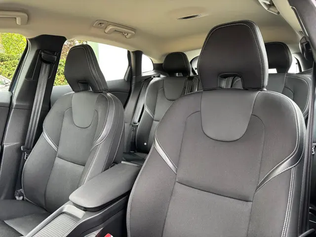 Volvo V40 1.5 T2 Polar+ 2020 Benzine 7