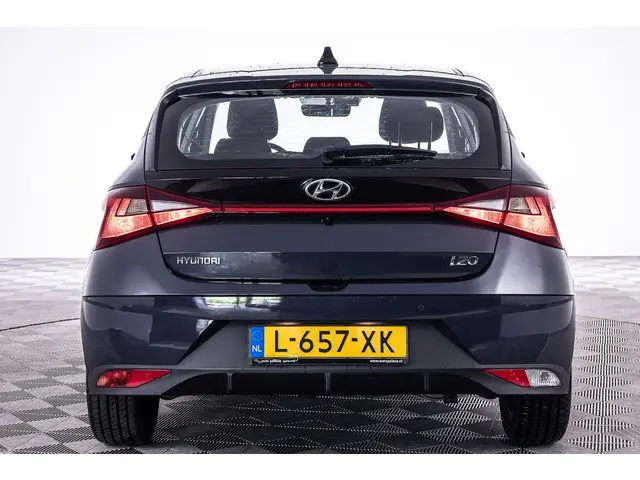 Hyundai i20 1.2 MPI Comfort | AIRCO | VELGEN 2021 Benzine 20