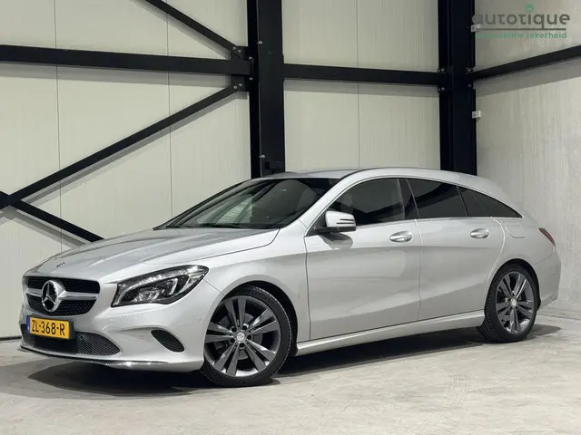 Mercedes-Benz CLA Shooting Brake 180 Urban 2017 Benzine