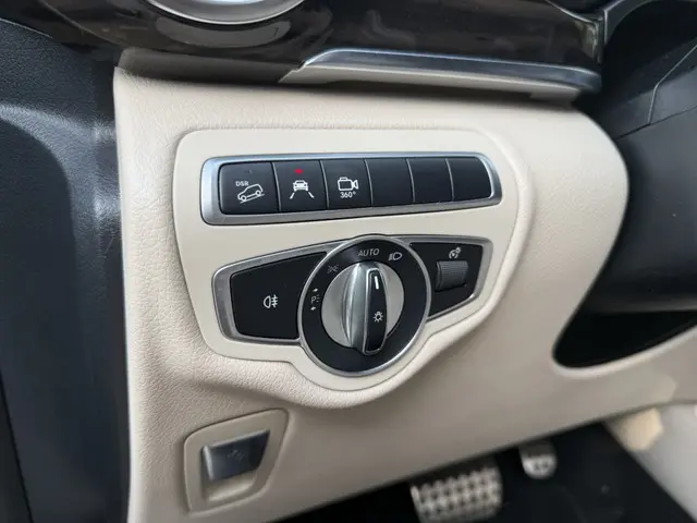 Mercedes-Benz V-Klasse 250d 4-M L.DC Ed. 2018 Diesel 12