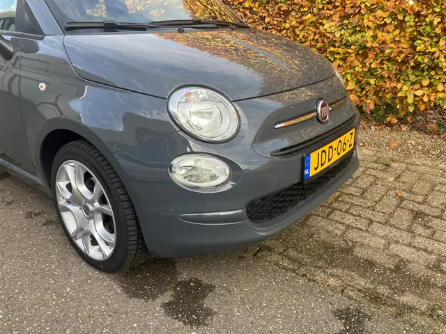 Fiat 500 1.0 Hybrid Carplay 16" lmv 2021 Hybride Benzine 8
